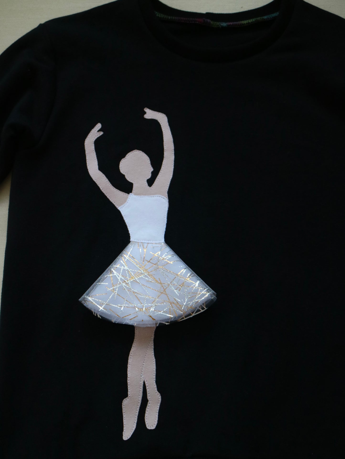 RTS White Ballerina Pullover GWM 6-9 yrs